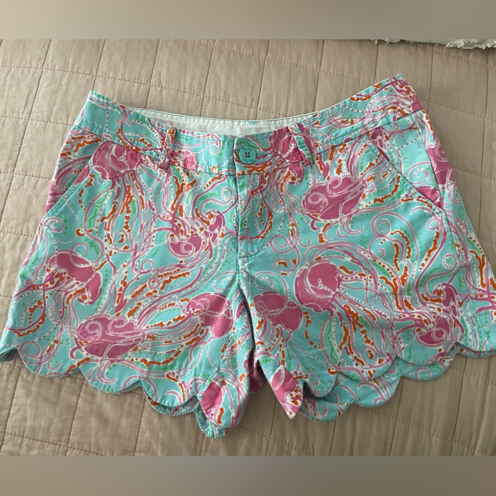 Lilly Pulitzer buttercup short